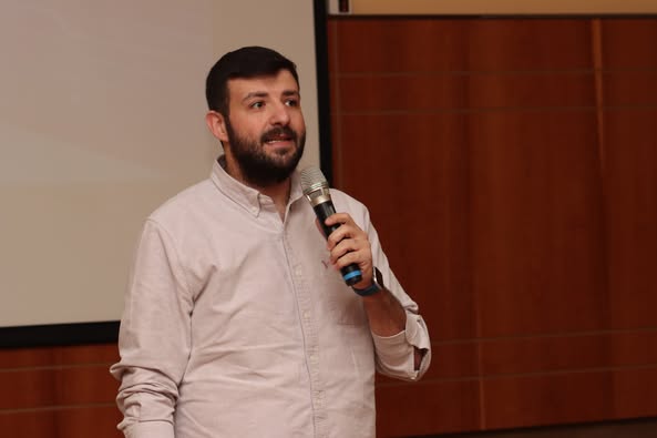 Introductory sessions to present the services offered by the Hope Company and Simera Company